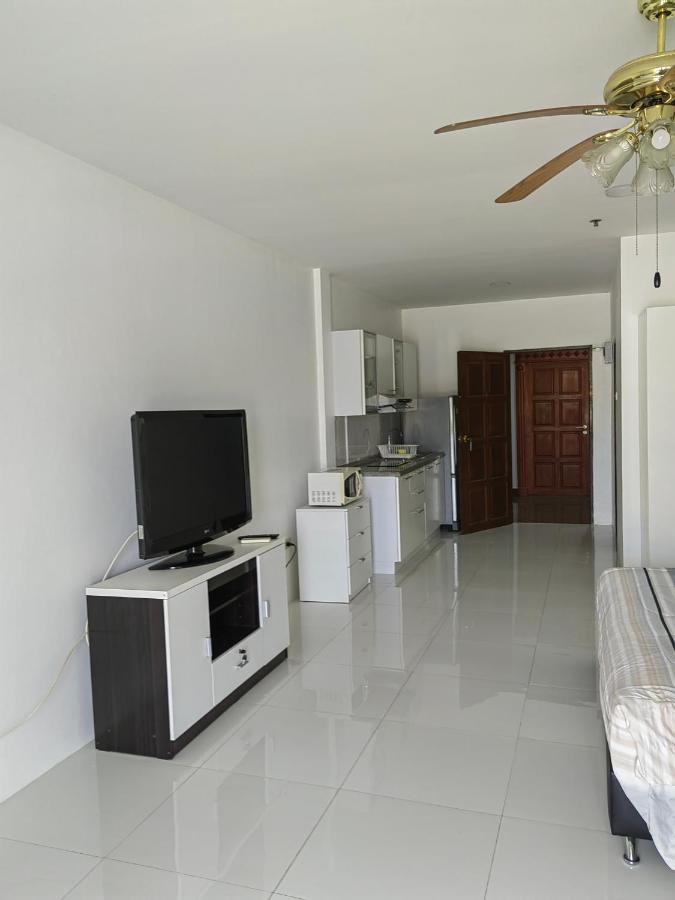 Joy Shop At View Talay 6 Apartment Pattaya Exterior photo