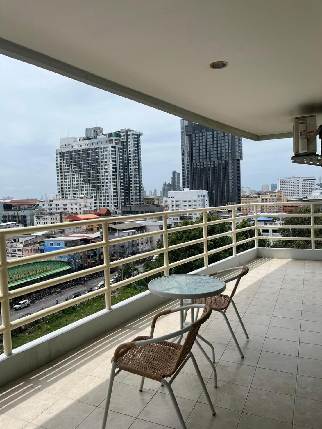 Joy Shop At View Talay 6 Apartment Pattaya Exterior photo