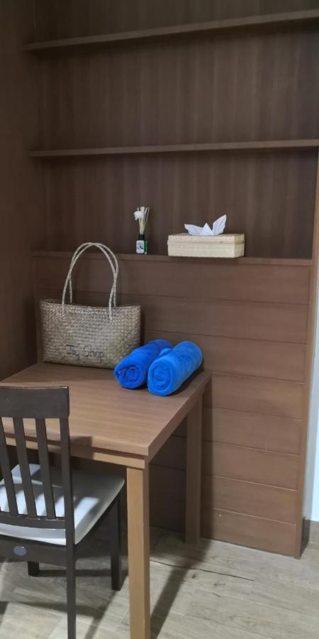 Joy Shop At View Talay 6 Apartment Pattaya Exterior photo