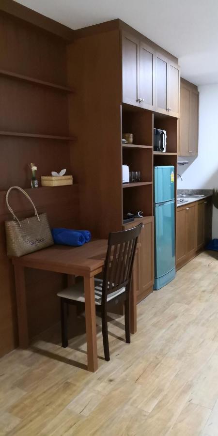 Joy Shop At View Talay 6 Apartment Pattaya Exterior photo